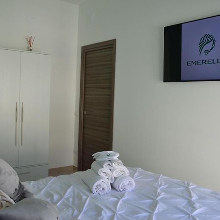 Emerella Guest House Siderno Beach Eksteriør billede