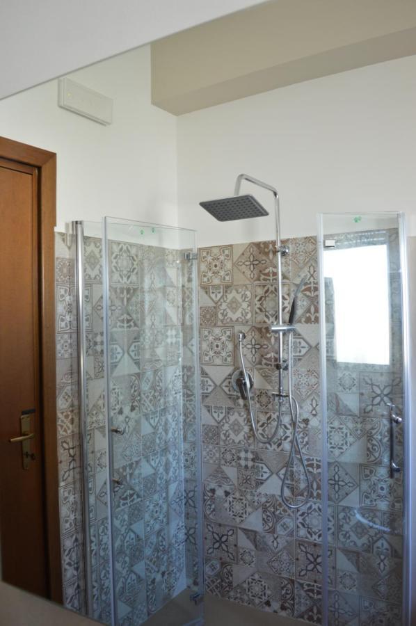 Emerella Guest House Siderno Beach Eksteriør billede